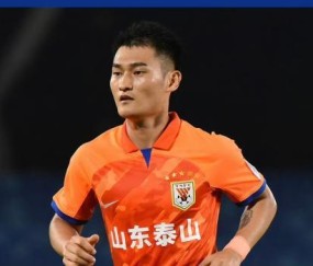 彩经网官网首页-田忌赛马！崔康熙“全华班”首发击败四外援蓉城